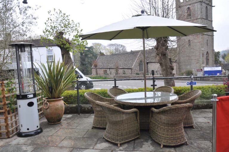 Eat at The Beaufort Raglan